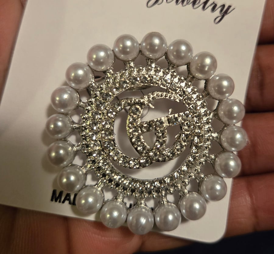 Image of Brooch-Pearl & Silver Bling 