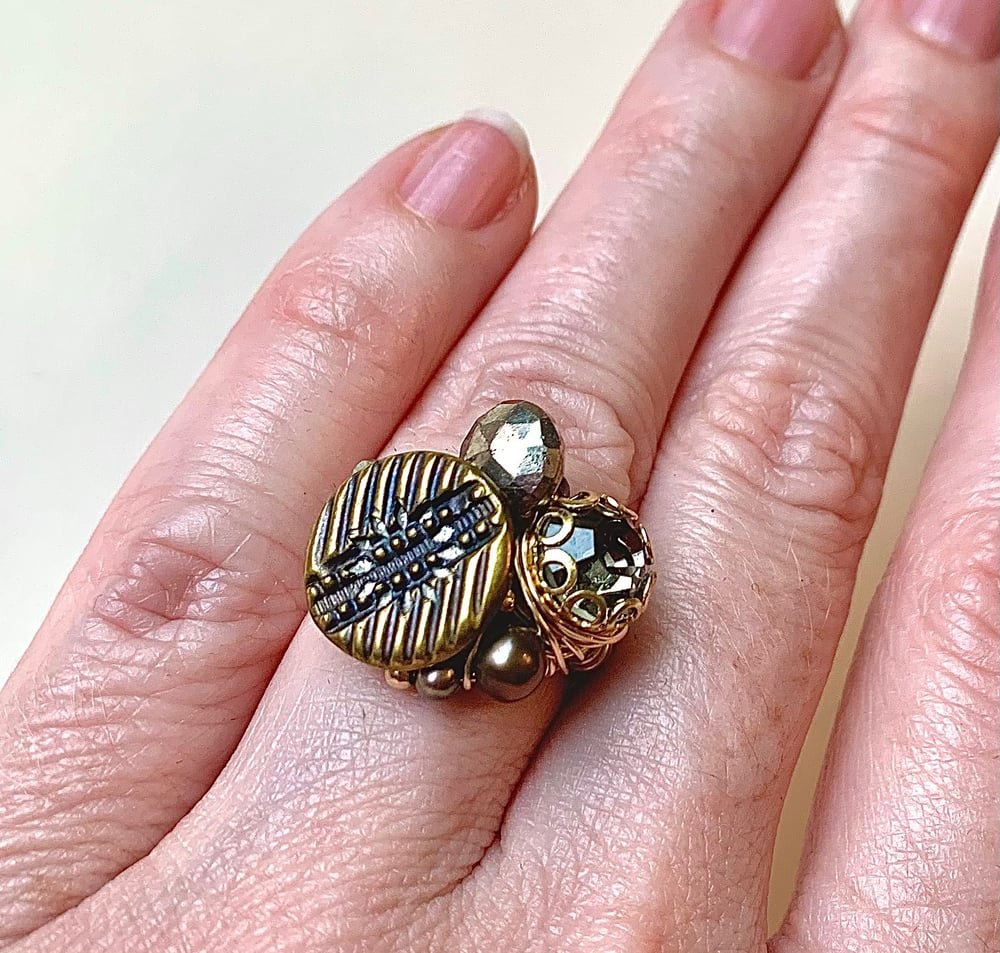 Image of "Edgy" Bouquet Ring
