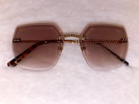 Image 3 of Retro Vintage Shades