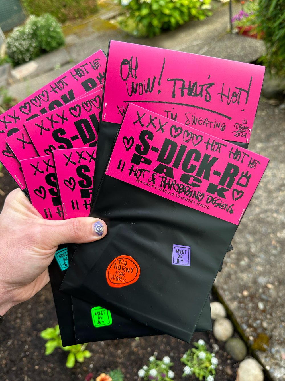 Image of S-dick-r  packs