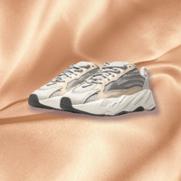 Image 1 of 🆕 AiDDaS YEeZy BOoSt 700 V2 “Cream” 👟