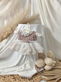 Image 2 of Photo prop - Newborn girls photography set Anabelle - off white - latte