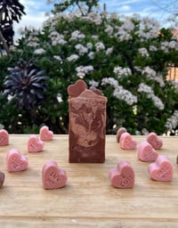 Image 2 of CHOCOLATE KISSES. Oats Milk Soap / Jabón de Leche de Avena copy