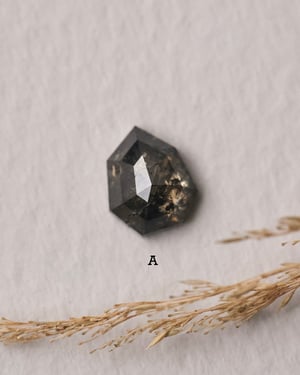 Image of 18ct yellow gold, Hexagonal Grey diamond Trilogy ring (LON239)