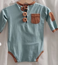 Image 2 of Baby Boy Bodysuit for Sitter Photoshoot | Liam | 9-12 months | dusty blue | cinnamon additives