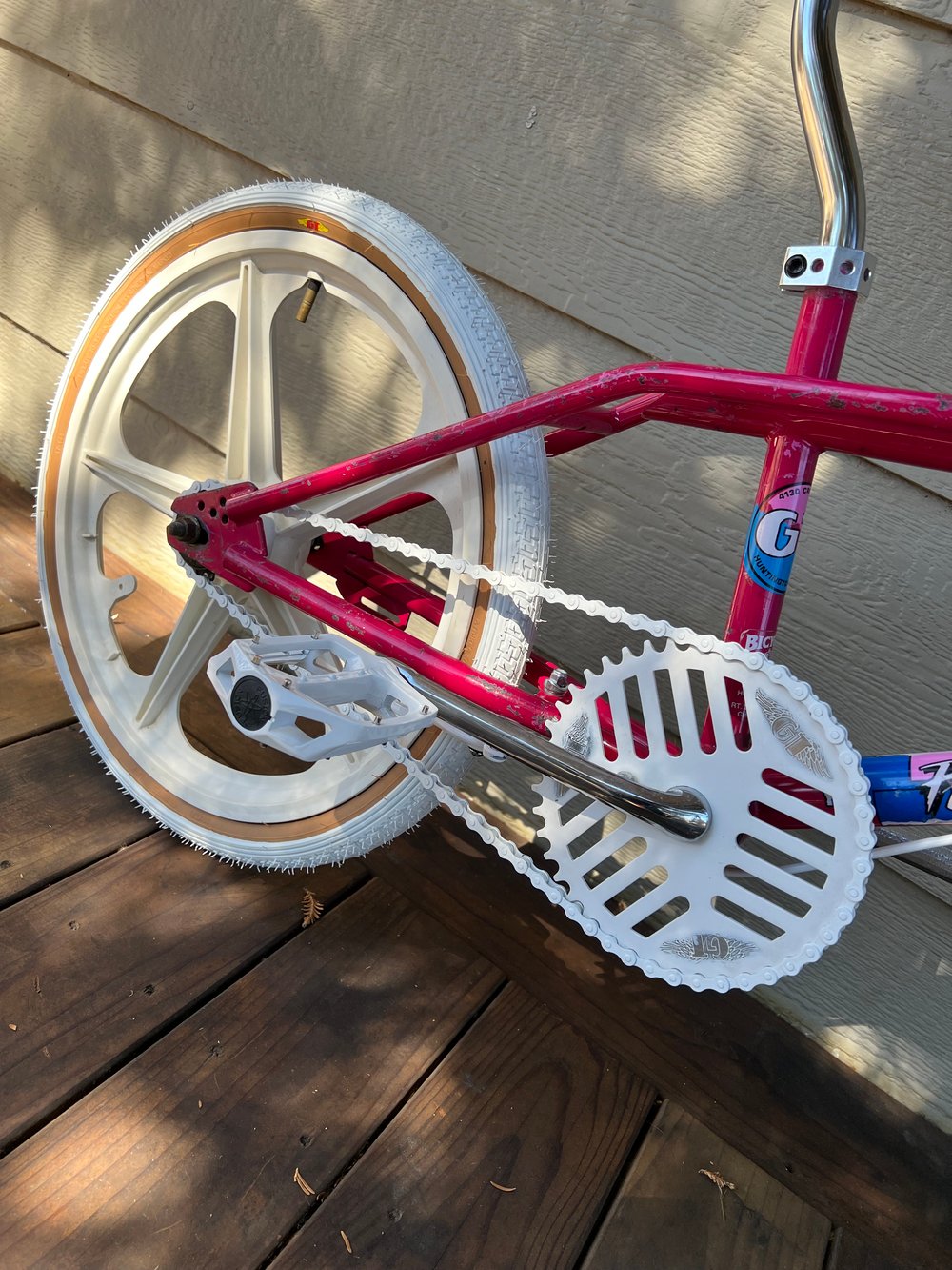 Magenta 1987 GT performer