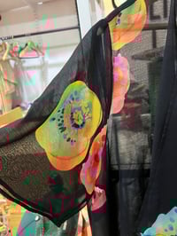 Image 3 of short flower duster 