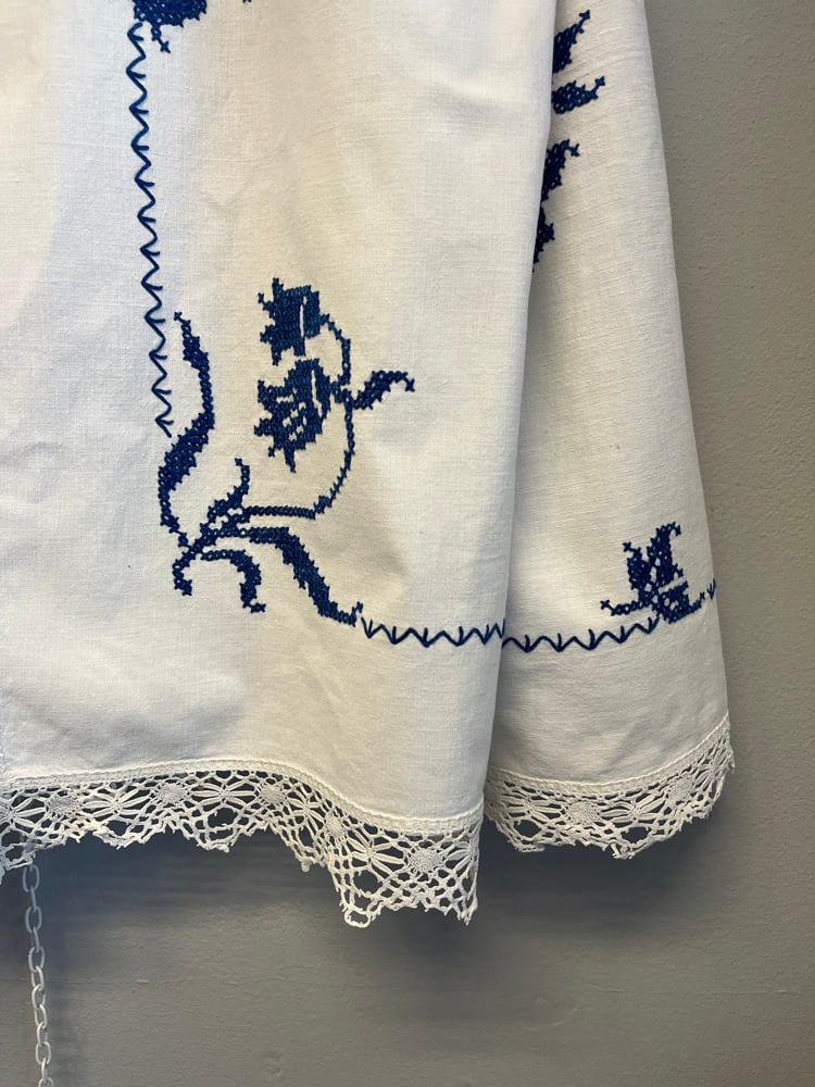 Image of Shirt with blue embroidery (l/xl)