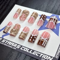 Image 1 of Brown Baskett (Medium)