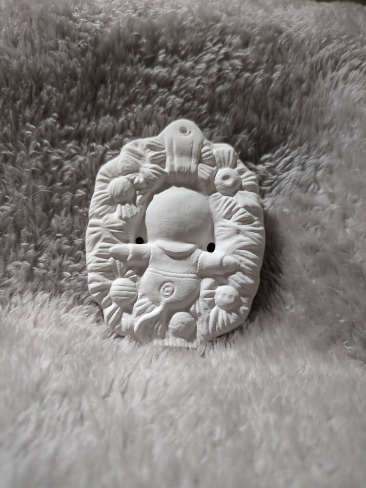 Image of Ceramic Bisque Ready to Paint Mouse in Wreath Ornament 