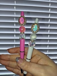 Image 3 of Build A Pen Live