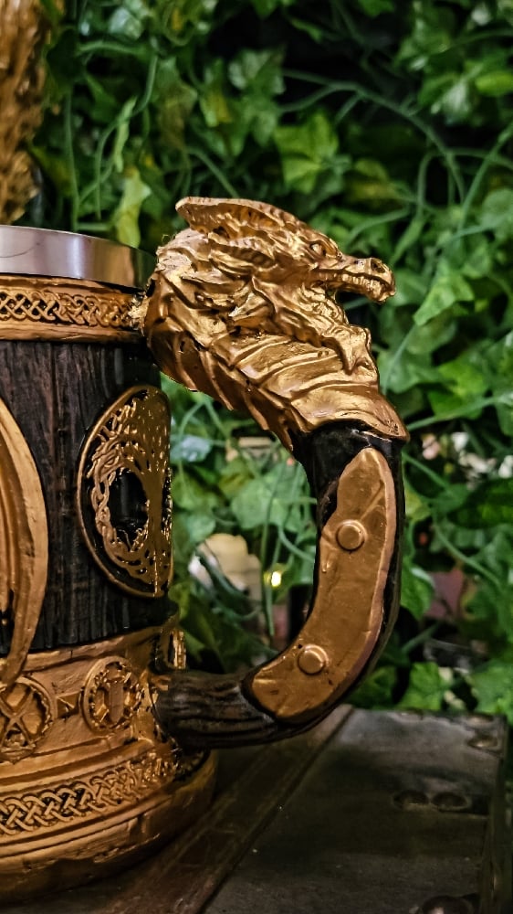 ๐The Armored Kingdom Draco Gold Sovereign Mug