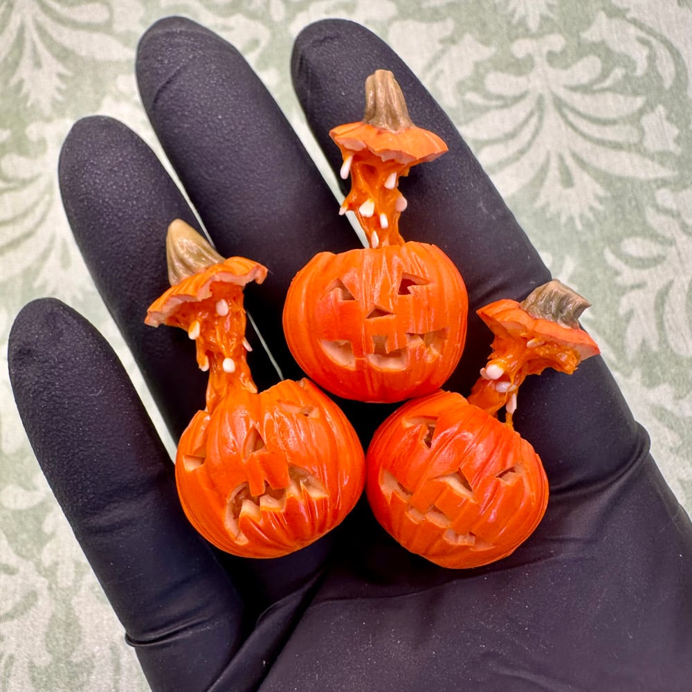 Image of Exploding Head Pumpkin MINIATURE