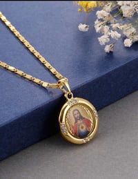 Image 1 of Jesus Round pendant necklace