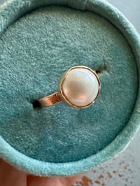 Image 5 of 14k rose and yellow gold pearl ring . size 6.5
