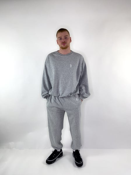 Image of OVERSIZED GREY JJ LOUNGE SET