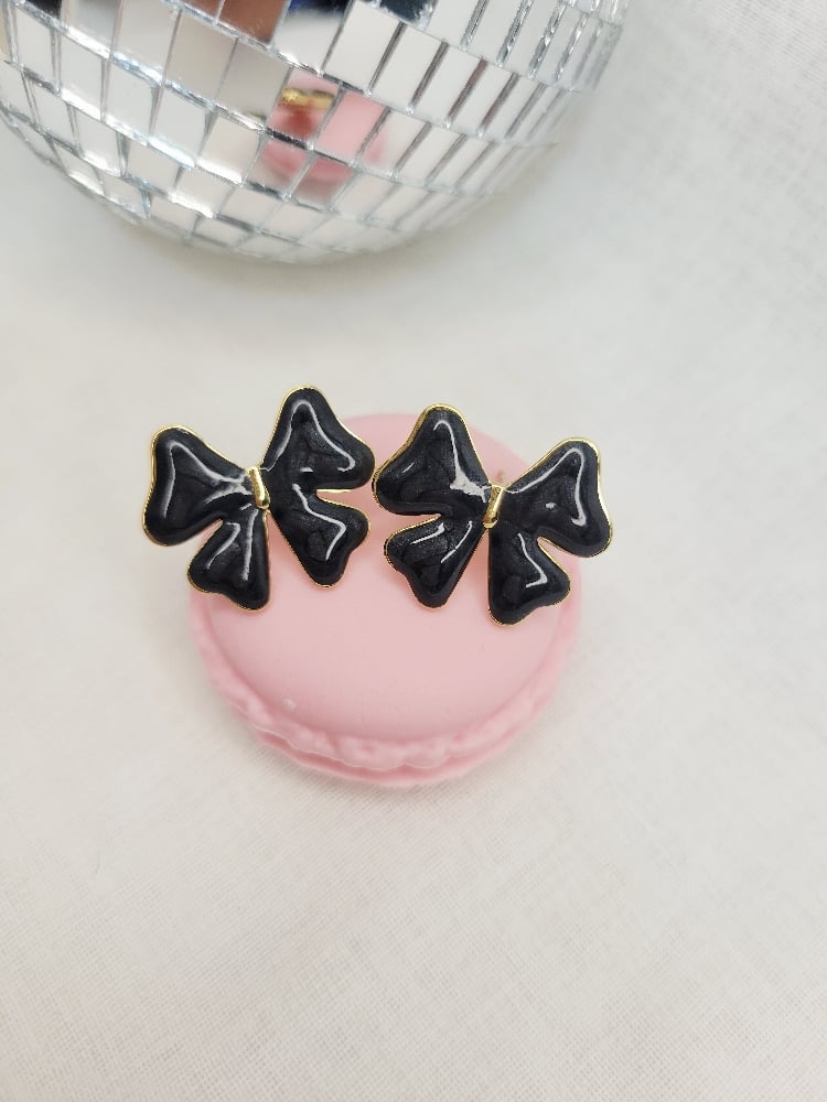 Image of Bow earrings 