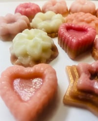 Image 1 of Buttercream Cakes