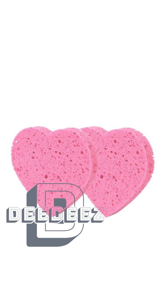 Image of DeeDeez Heart Facial Sponges