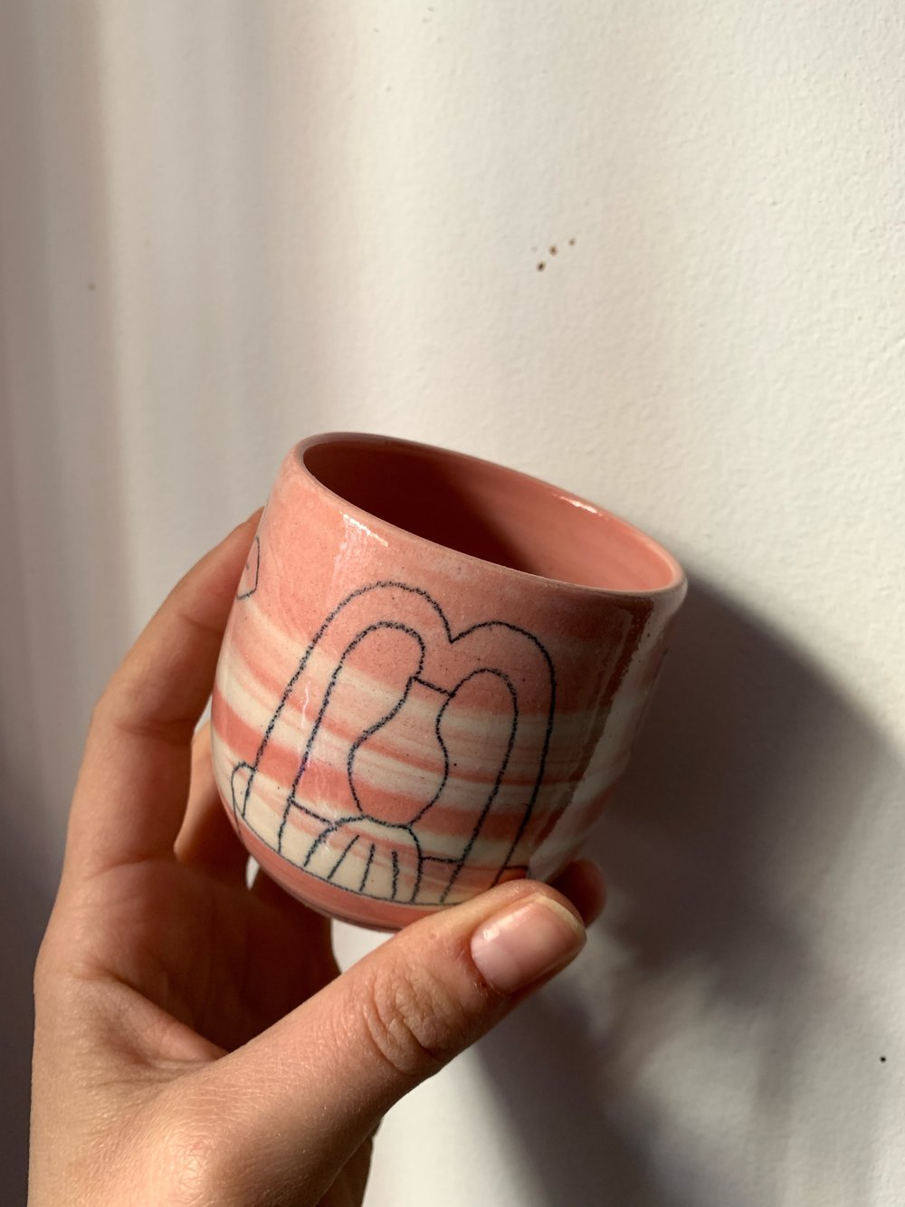 Vaso marmolado rosa (Lucia Arnau)