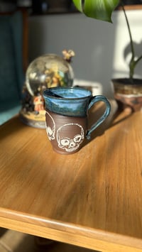 Image 3 of Skull mug 12