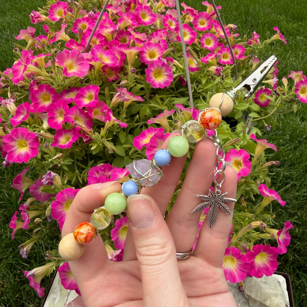 Image of rainbow amethyst roach clip 