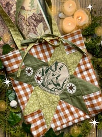 Image 1 of ducks <3 quilted star bag