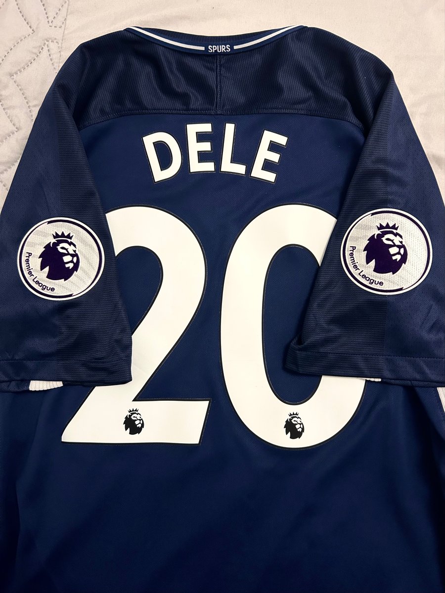 Image of Tottenham Hotspur “DELE 20” 2017/18 Away Shirt + patches (M)