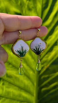Image 2 of Las Flores II