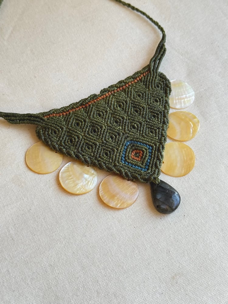 Image of Macrame necklace with labradorite and shell