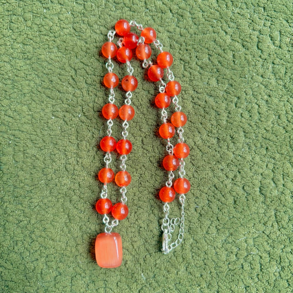 Image of cat’s eye necklaces