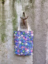 Image 2 of Tote sencilla HORTENSIAS azul