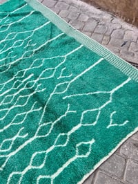 Image 2 of tapis 302