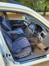 Image 5 of 2000 Toyota Crown Athlete Estate