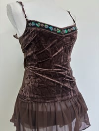 Image 2 of 00s Brown top // M