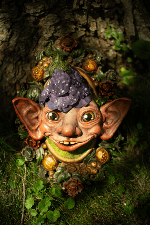 Image of Elf on Antique Frame 