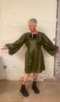 Image 6 of Low V Reversible Parachute Mini