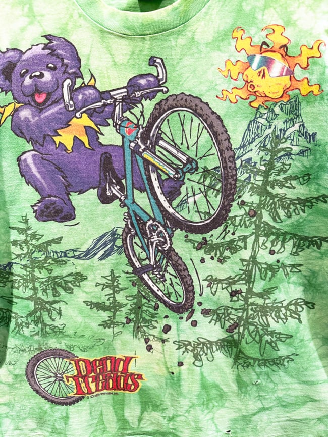 Grateful Dead 1995 Dead Treads T-Shirt - Size XL