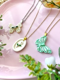Florece Necklace Collection