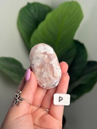 Image 17 of CHOOSE YOUR OWN HQ FLOWER AGATE PALM STONE -MADAGASCAR-