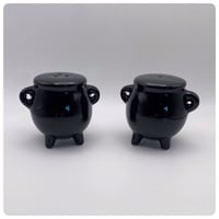 Image 2 of Ceramic Cauldrons Salt & Pepper Set