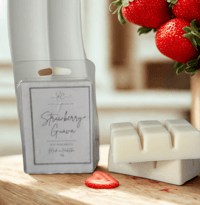 Image 1 of Champagne & strawberries / strawberry & guava clamshell wax melts 