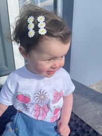 Image 1 of daisy clip set 