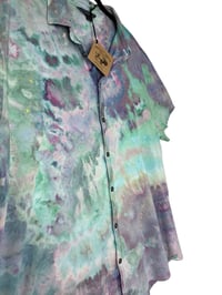Image 7 of ♻️ UPCYCLED XL Men's John Varvatos Knit Shirt in Soft Ice Dye
