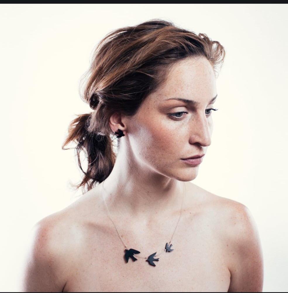 Image of Náhrdelník Ptáčci - zlaté, stříbrné zrcadlo