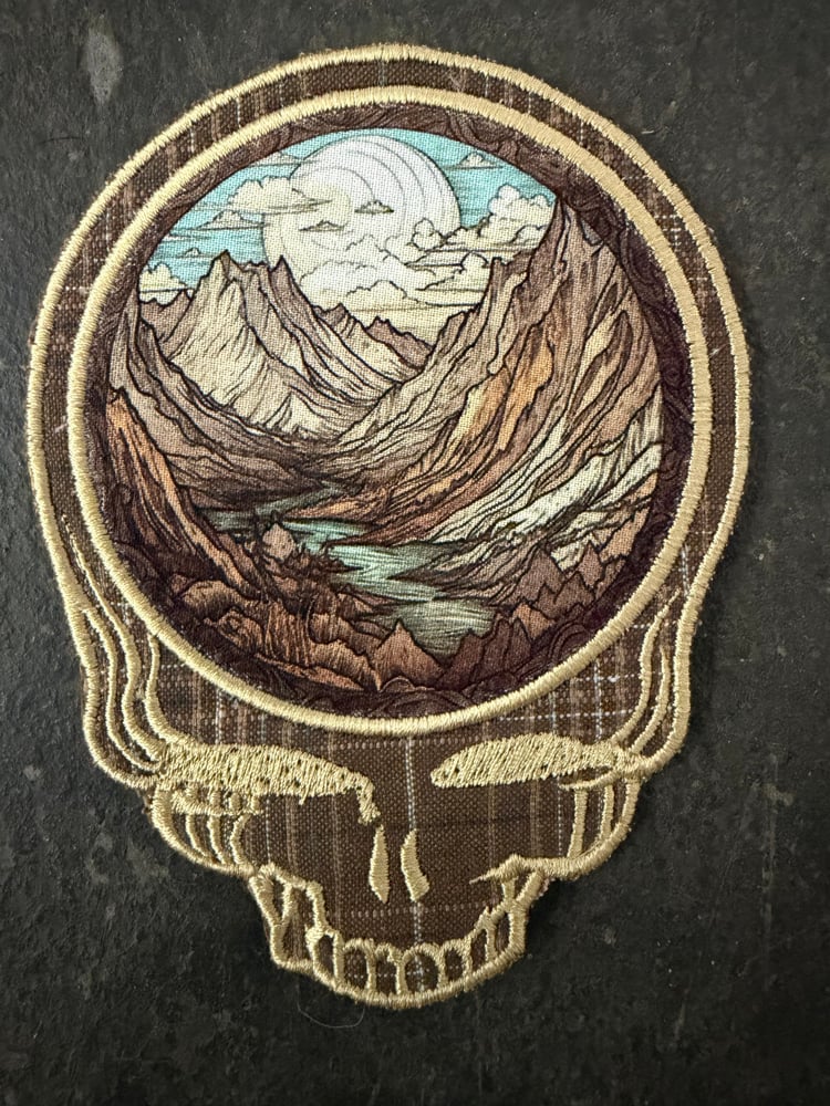 Image of MINI WONDERS OF NATURE SYF PATCH 12
