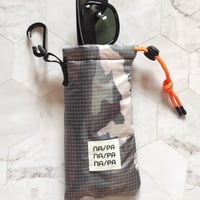 Image 3 of Shades holder 04