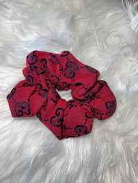 Image 4 of Hair scrunchie