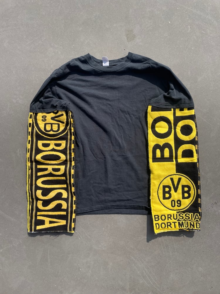 borussia dortmund scarf sweater