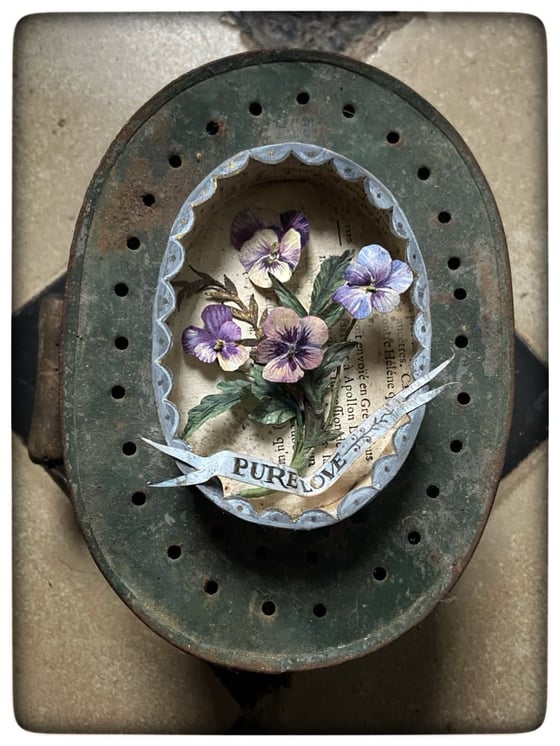 Image of Flowers souvenir